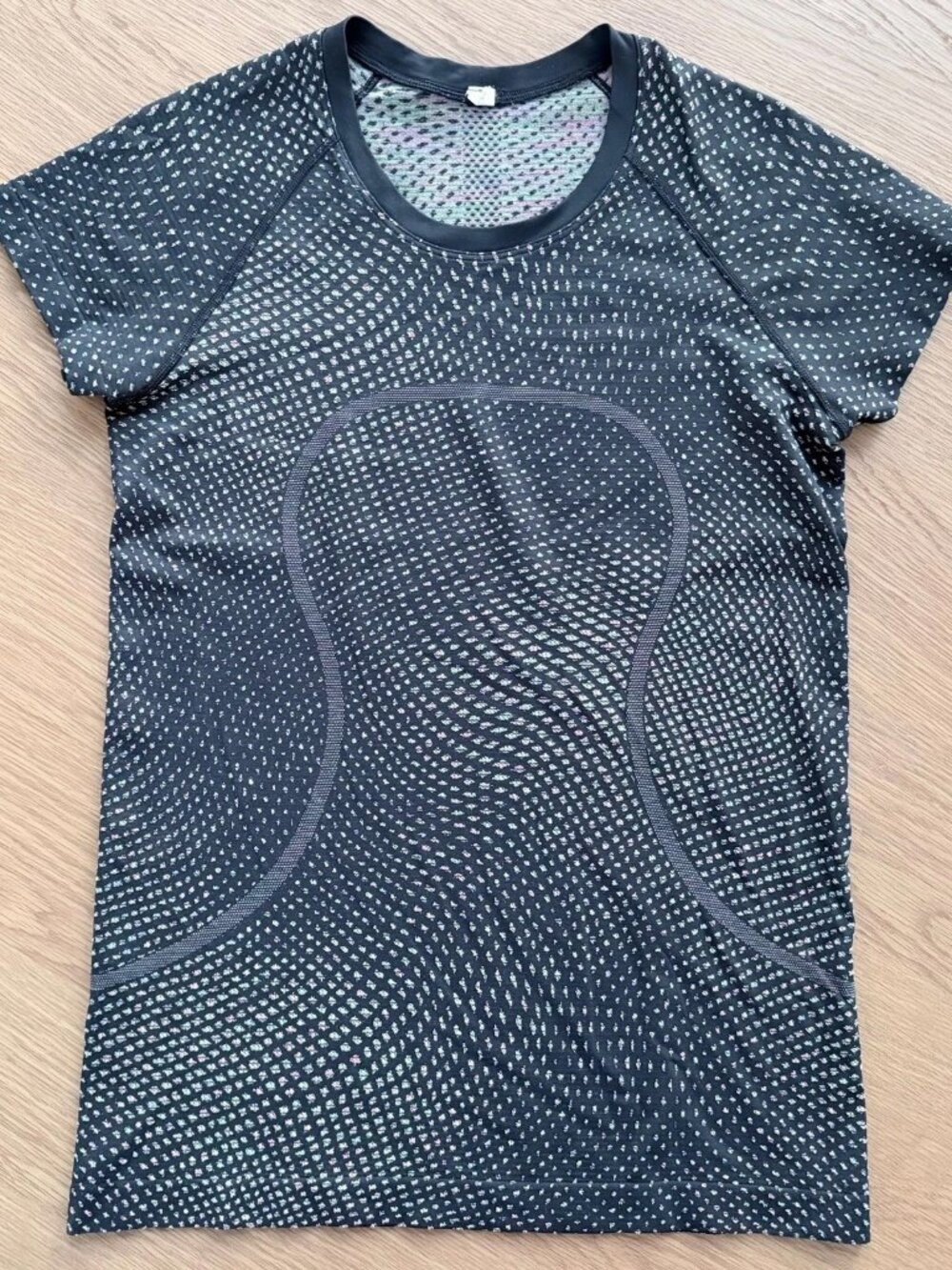 Lululemon Swiftly Tech Short Sleeve Shirt Grid Warp Black / Neon Polka Dot 10